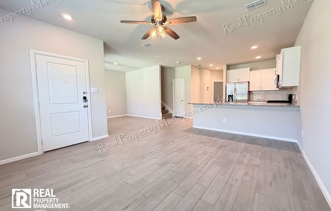 4808 SPARKLING PATHWAY
