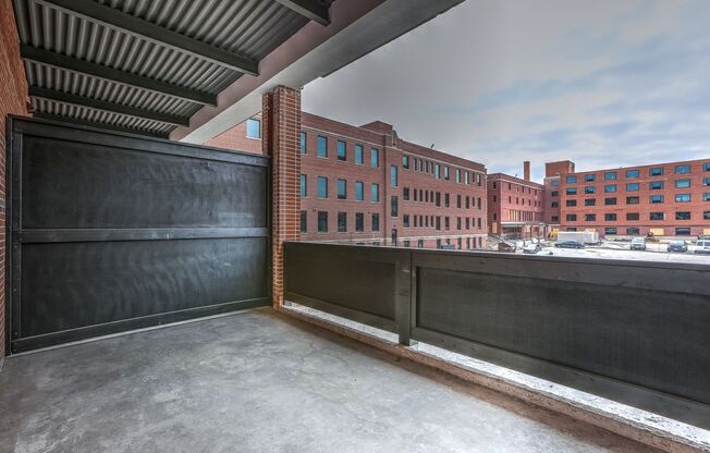 1 bed, 1 bath, 1,047 sqft, $1,550, Unit A313