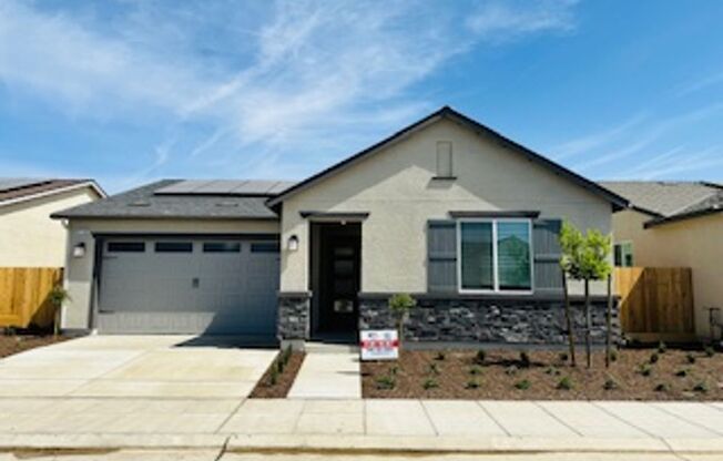$2,600 Armstrong & Olive, 4 Bed - E Weathermaker Ave, Fresno - New Build, Solar & Quartz