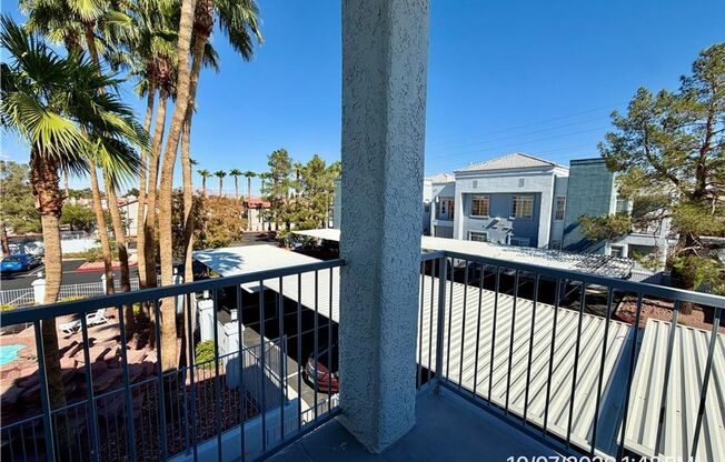 2 beds, 2 baths, $1,330, Unit # 724