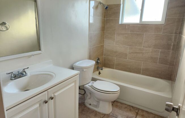 3 beds, 1 bath, $1,695