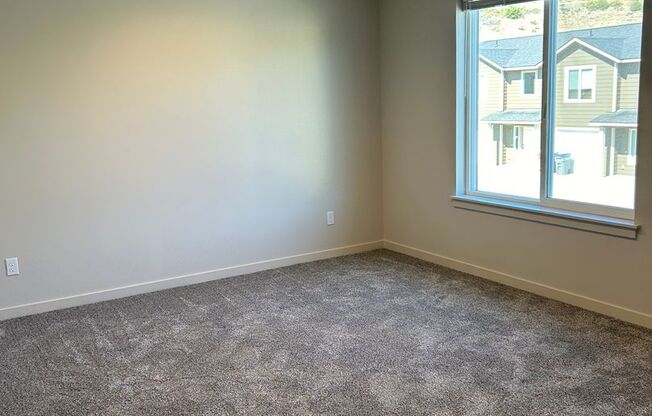 2 beds, 2.5 baths, 1,268 sqft, $1,850, Unit #62