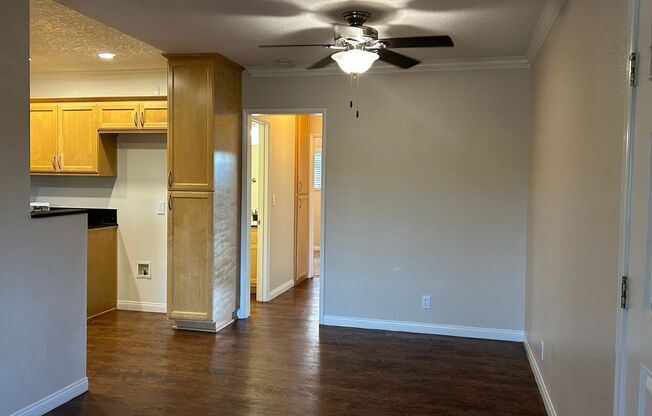 2 beds, 2 baths, 880 sqft, $2,780, Unit D-9