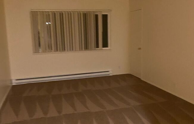 #122 COLONIAL MANOR APARTMENTS