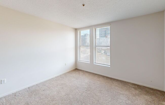 1 bed, 1 bath, 724 sqft, $1,595, Unit 22-306