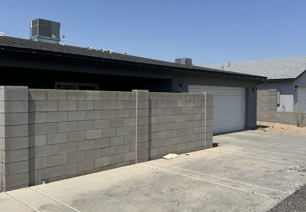 2531 E BROADWAY RD