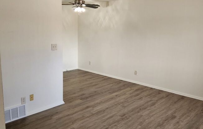 2 beds, 1.5 baths, 1,000 sqft, $1,575, Unit 3343