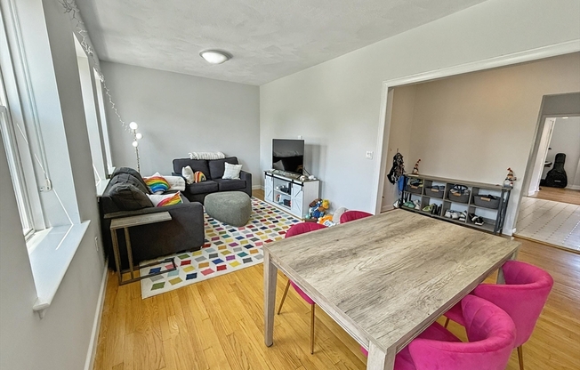 153 Chiswick Rd Apt 3