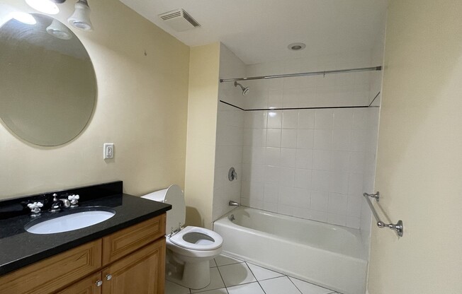 2 beds, 2 baths, 1,000 sqft, $2,500, Unit 8