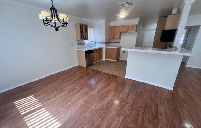 Charming Reseda 3 Bedroom PLUS Office for Rent!