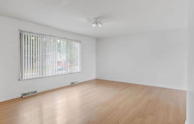 5 Bedroom home with finished basement