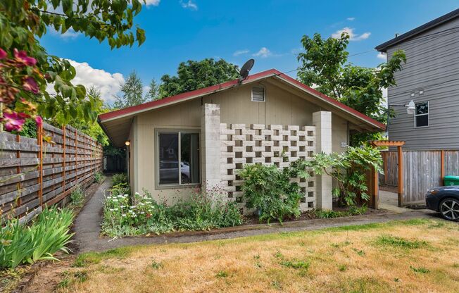 SFH 119 - Francis Duplex