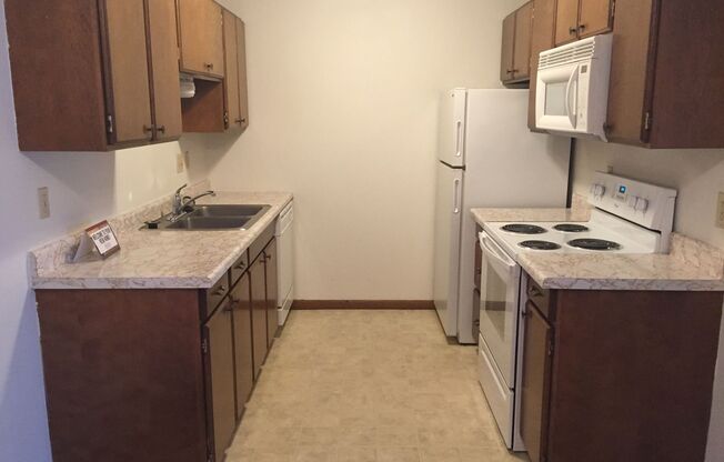 2 beds, 1 bath, 926 sqft, $925, Unit 210