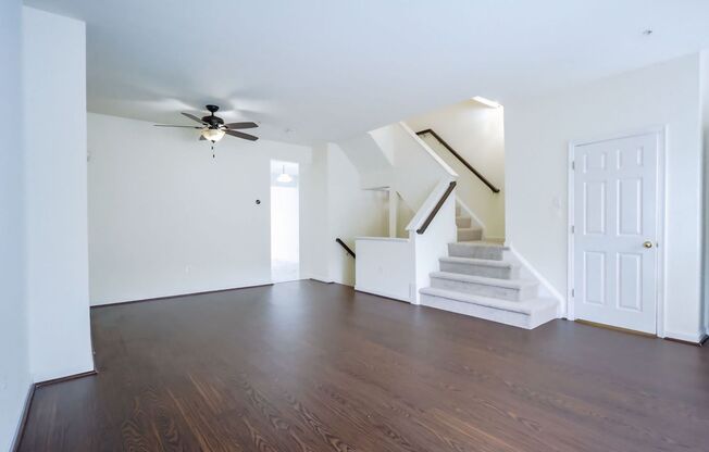 Lovely 3 BR/2 Full BA 2Half BA Townhome in Odenton!