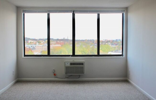 Studio, 1 bath, 405 sqft, $1,595, Unit 0712