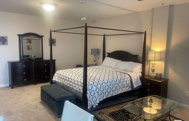 5625 Crescent Park W Apt 318