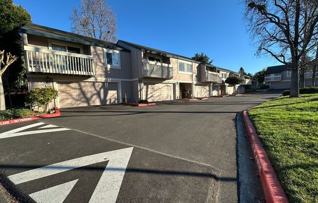 1348 Merrivale West Square