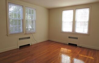 2 beds, 1 bath, 822 sqft, $1,895, Unit 402 #11