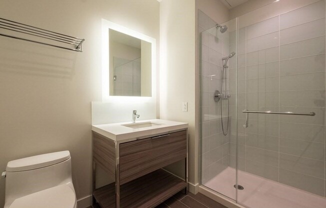 1 bed, 1 bath, 612 sqft, $4,300, Unit 21G