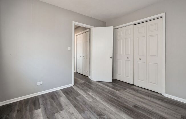 2 beds, 1 bath, $1,695, Unit 440-14