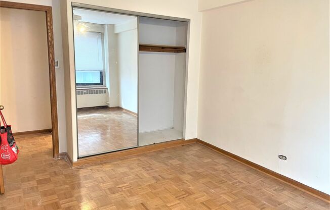 1 bed, 1 bath, 700 sqft, $1,750, Unit 418-1002