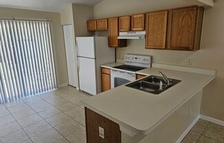 3 beds, 2 baths, $1,795, Unit Unit A