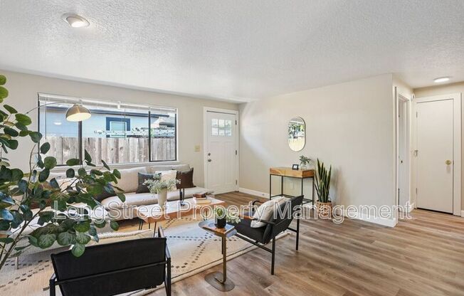 5724 SE 83rd Ave