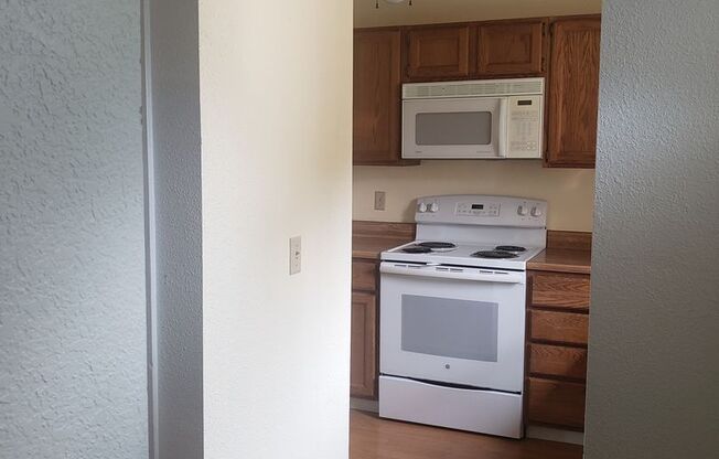 Great 3 bed 2 1/2 bath condo in the Brandywine subdivision