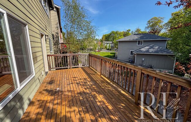Spacious 3-Bedroom Home in Desirable Manette – Modern Comfort Meets Classic Charm