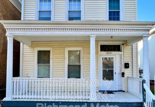 3208 CAROLINA AVE