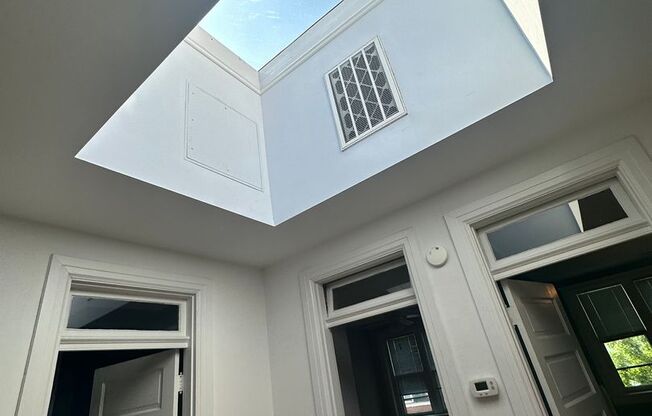 809-809 1/2 King St &amp; 103 1/2 N. Alfred Street