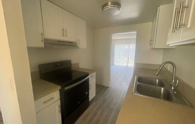 2729 S Baker