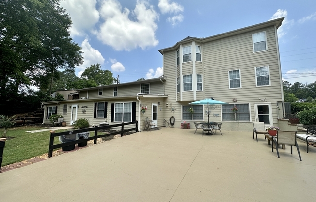 20 COFFEY LN
