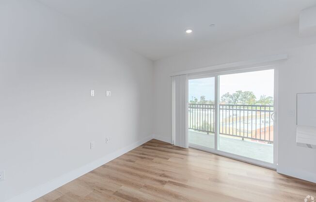 Studio, 1 bath, 513 sqft, $2,075, Unit 506