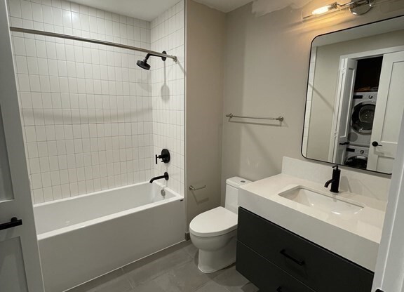 Studio, 1 bath, 568 sqft, $2,550, Unit 315