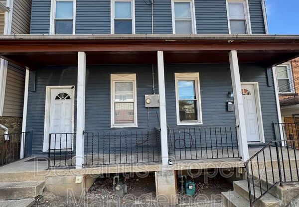 828 WALLBRIDGE W END ST