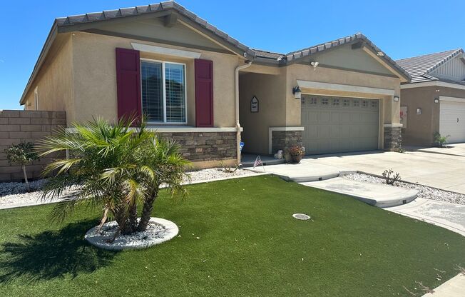 18015 Crabapple Ct, San Bernardino, CA 92407