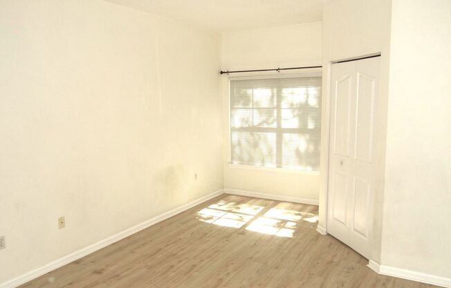 2 beds, 2 baths, $2,050, Unit Unit 5103