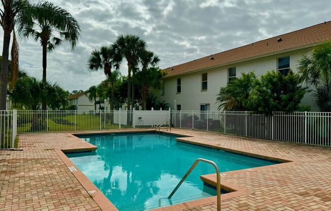 2 beds, 2 baths, $1,600, Unit # #E 109