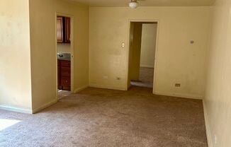 Bright large 1 bedroom in Shadyside