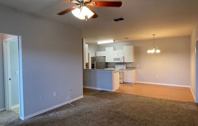 2 beds, 2 baths, $1,600