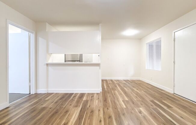 1 bed, 1 bath, $2,095, Unit 01