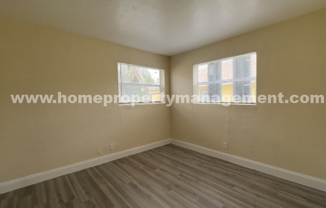 1244 W 36 ST