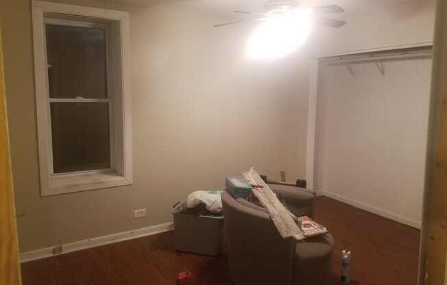 323 W 51 ST