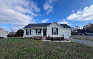 Cute 3BR 2BA Home Near MTSU