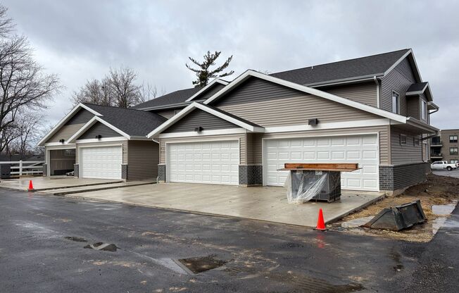 Hidden Hollow Apartments - McFarland