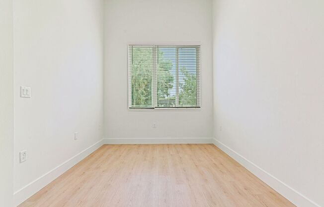 2 beds, 2 baths, 803 sqft, $1,995, Unit 106