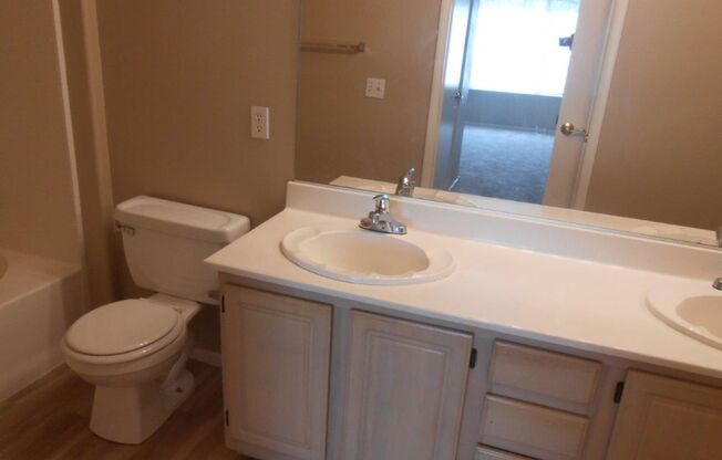 2 beds, 2 baths, $1,375