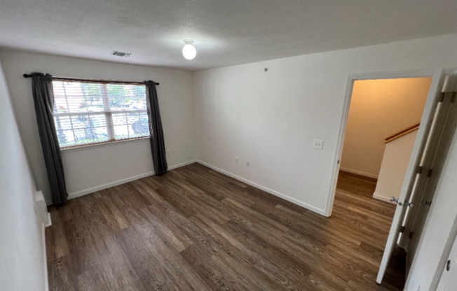 143 ADMIRAL LN