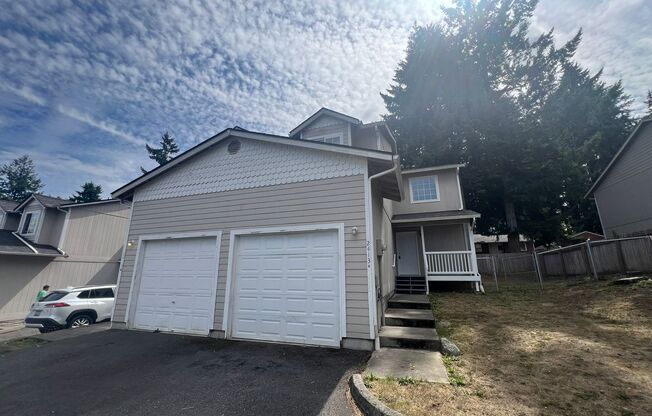 PENDING APPLICATION; Pet Friendly Westside Duplex